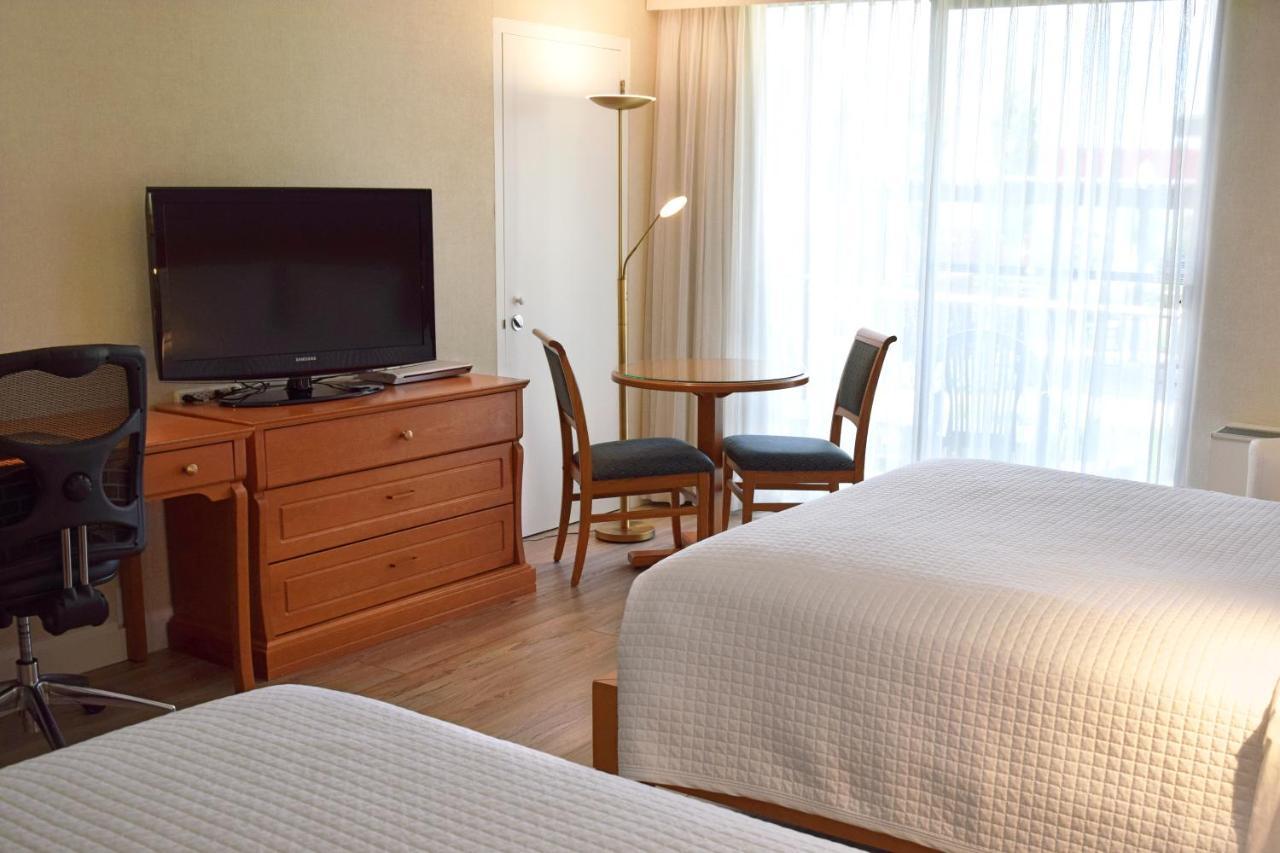 גרנבי Hotel Castel מראה חיצוני תמונה