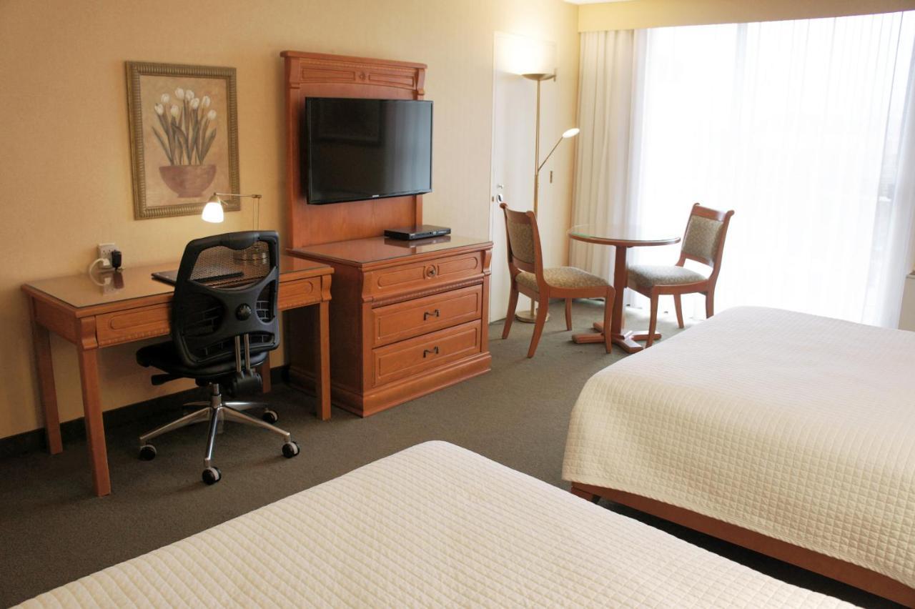 גרנבי Hotel Castel מראה חיצוני תמונה